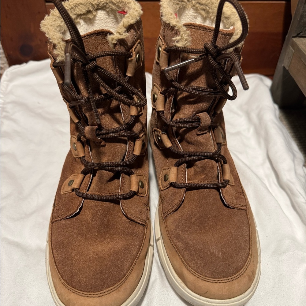 Sorel Explorer Boots - Picture 2 of 5